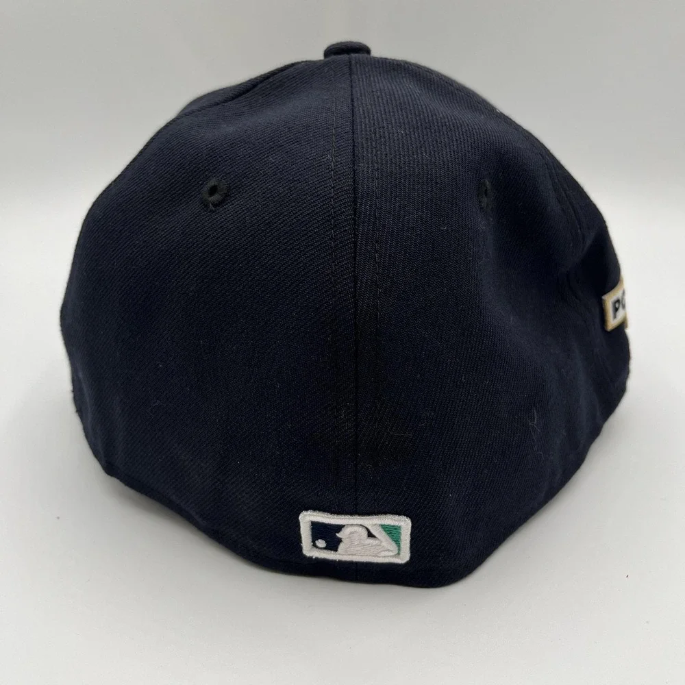 Seattle Mariners Hat Cap Fitted Mens 8 MLB Baseball Postseason 2022 New Era NEW